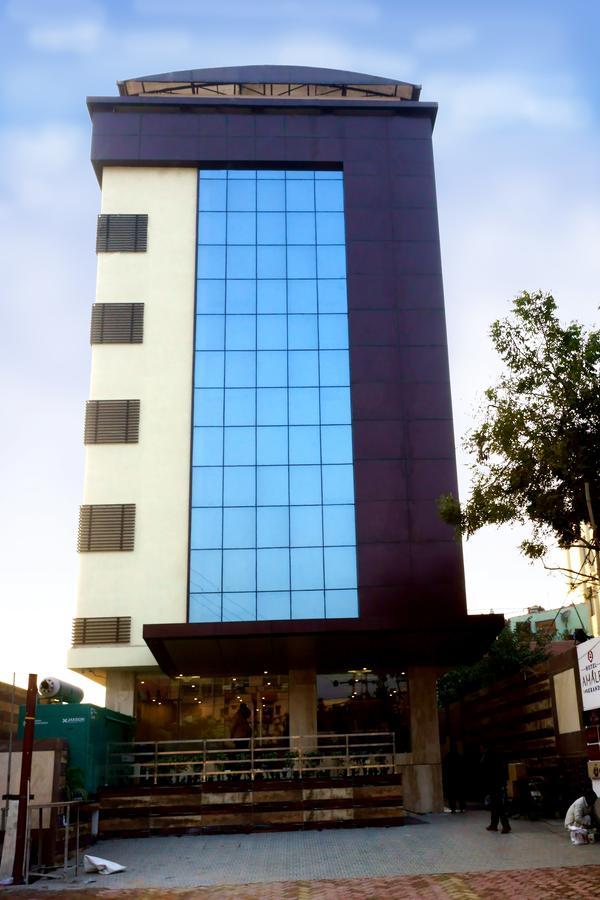 Hotel Amalfi Grand Patna  Pokój zdjęcie