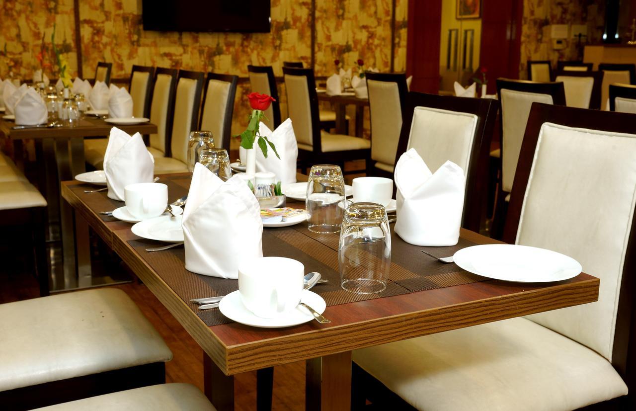 Hotel Amalfi Grand Patna  Pokój zdjęcie