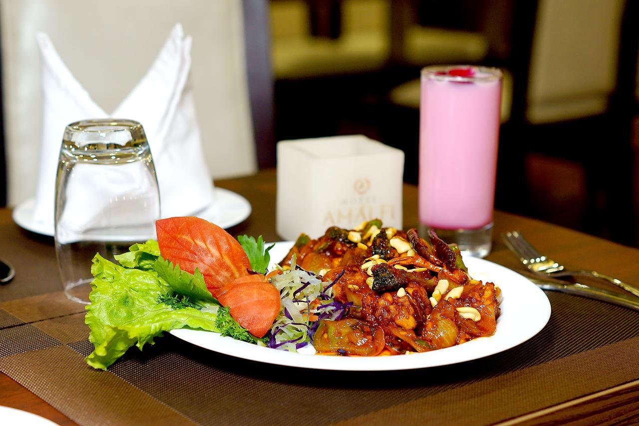 Hotel Amalfi Grand Patna  Pokój zdjęcie