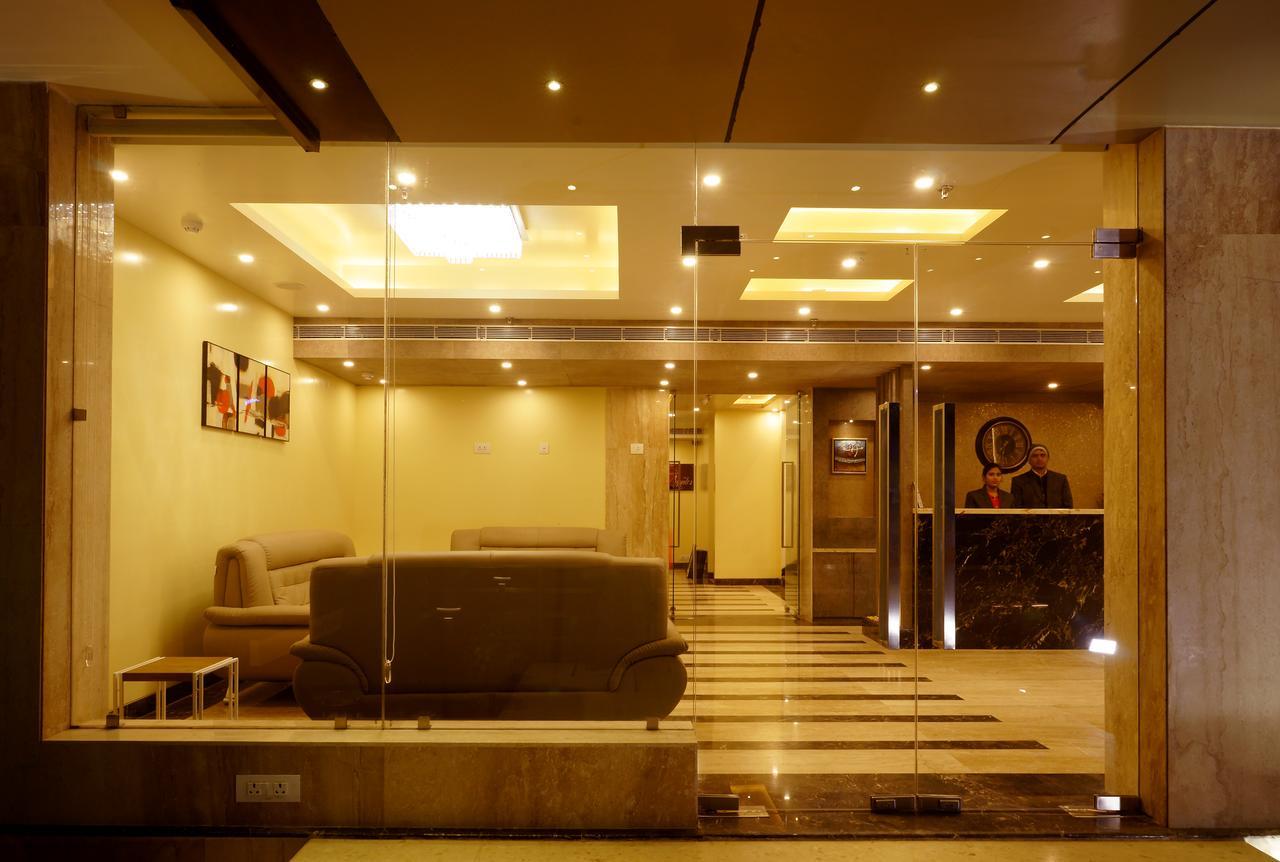 Hotel Amalfi Grand Patna  Pokój zdjęcie